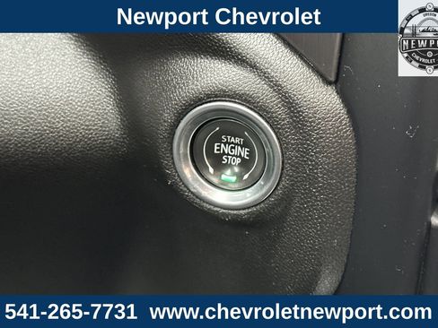 Used 2020 GMC Sierra 2500 AT4 w/ AT4 Premium Package image 23