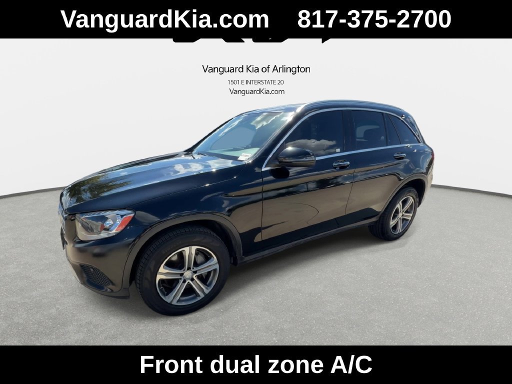 Used 2017 Mercedes-Benz GLC 300 4MATIC image 4