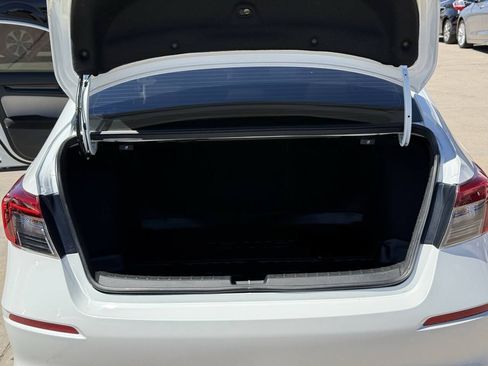 Used 2022 Honda Civic EX image 16