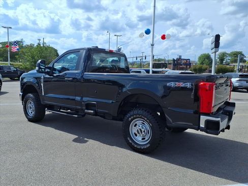 Certified 2024 Ford F250 XL w/ XL Off-Road Package AWD/4WD image 3