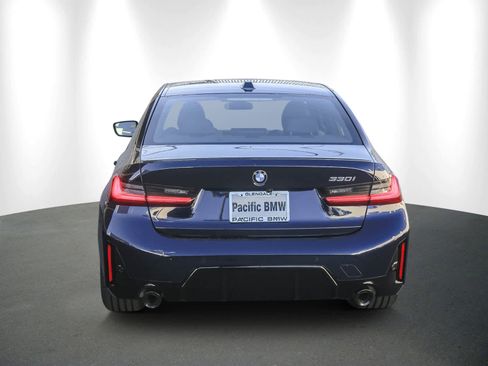 New 2026 BMW 330i Sedan w/ M Sport Package image 5