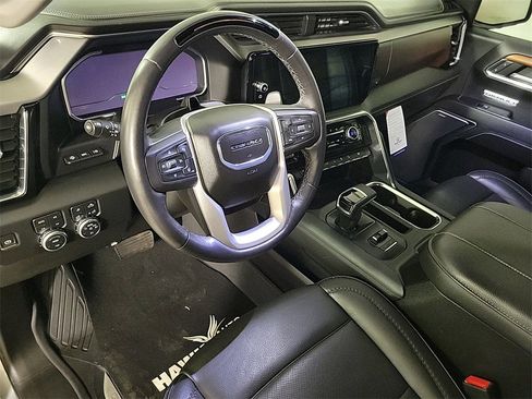 Certified 2023 GMC Sierra 1500 Denali w/ Technology Package image 13