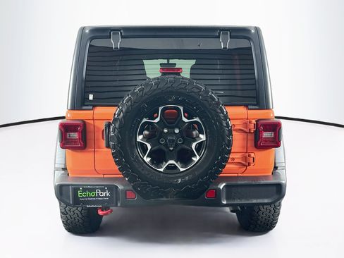 Used 2023 Jeep Wrangler Unlimited Rubicon w/ LED Lighting Group AWD/4WD image 7