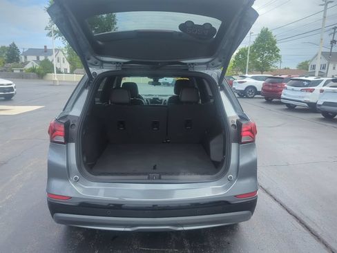 Certified 2024 Chevrolet Equinox RS FWD image 17
