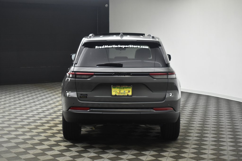 New 2027 Jeep Grand Cherokee Limited AWD/4WD image 11