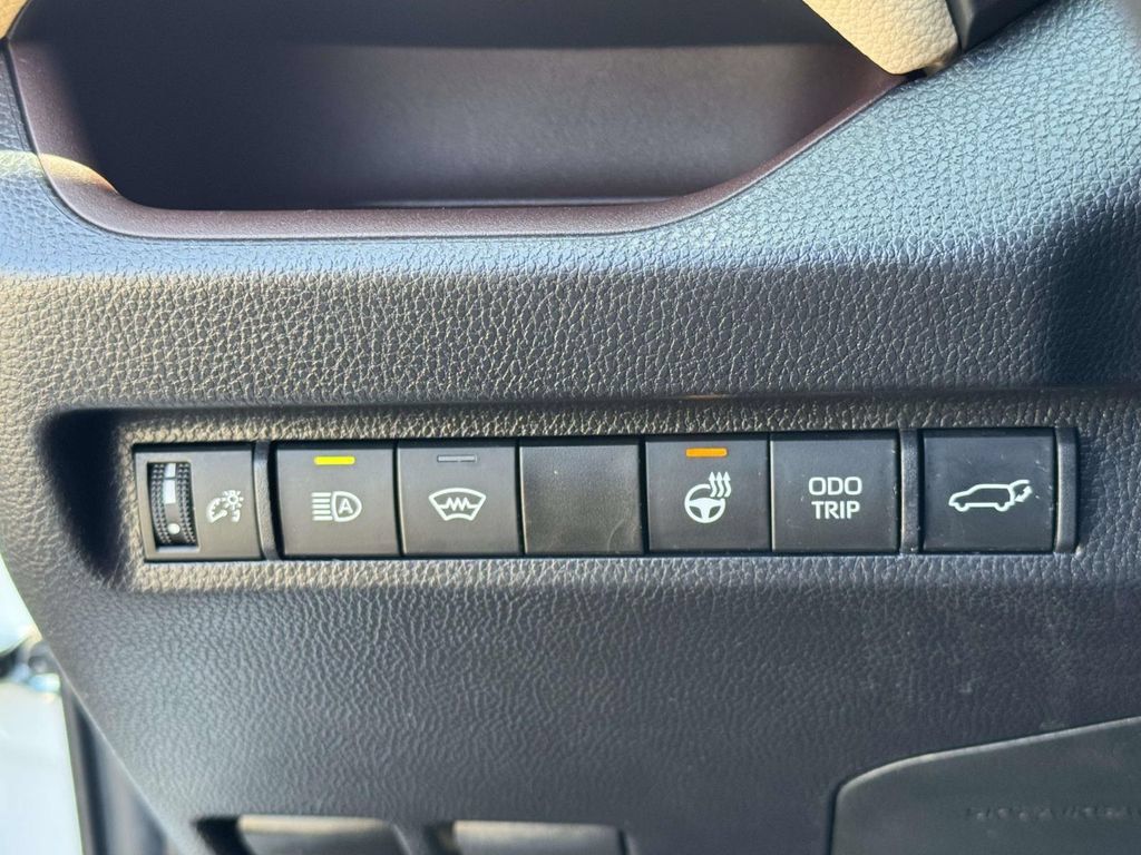 Used 2025 Toyota RAV4 Limited w/ Weather Package AWD/4WD image 18