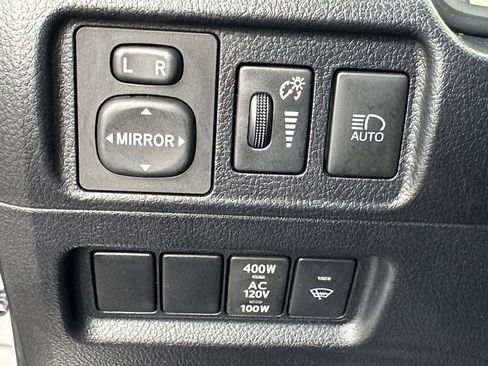 Used 2024 Toyota 4Runner TRD Off-Road AWD/4WD image 21