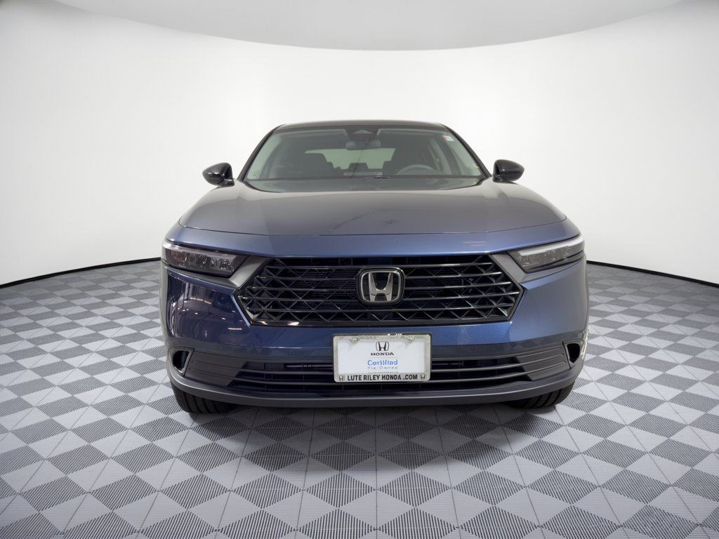 Used 2025 Honda Accord SE image 6