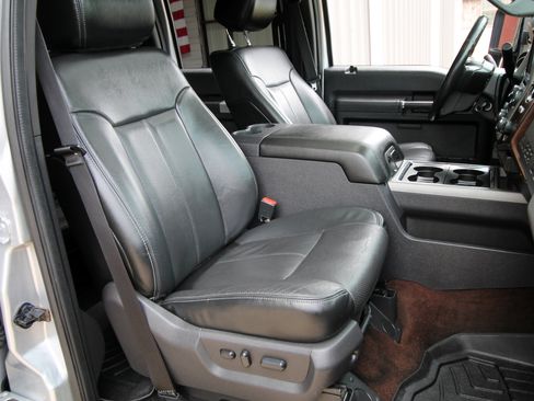 Used 2013 Ford F350 Lariat w/ Lariat Ultimate Pkg AWD/4WD image 41