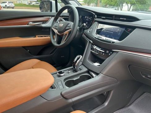 New 2026 Cadillac XT5 Premium Luxury FWD image 30
