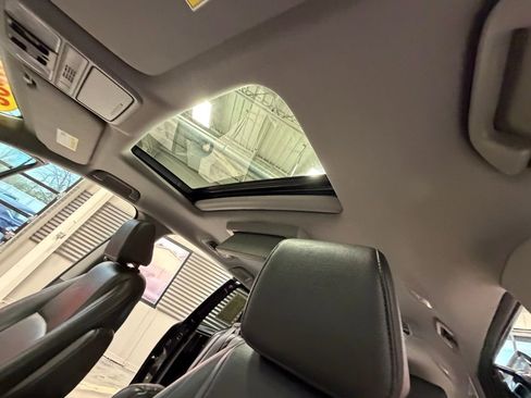 Used 2019 Honda Odyssey EX-L image 11