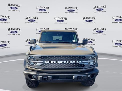New 2026 Ford Bronco Badlands AWD/4WD image 8