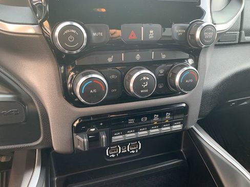 Used 2021 RAM 2500 Big Horn w/ Level B Equipment Group image 27