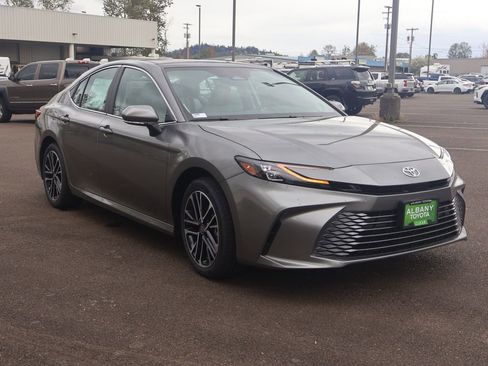 New 2026 Toyota Camry XLE w/ Premium Package image 10