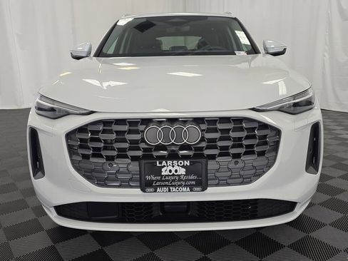 New 2025 Audi Q5 Premium Plus image 9