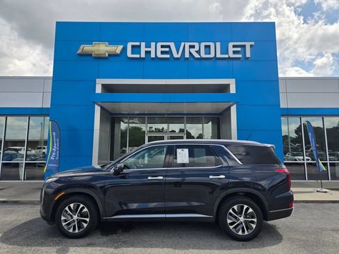 Used 2021 Hyundai Palisade SEL FWD image 2