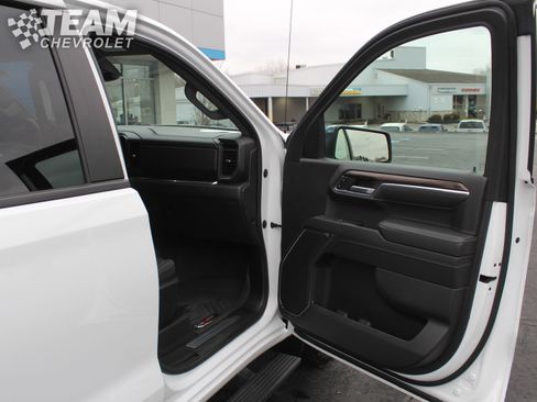 Certified 2024 Chevrolet Silverado 1500 LT image 25