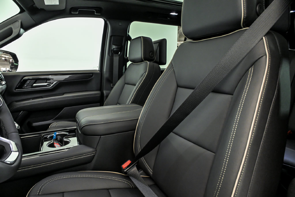 New 2027 GMC Yukon XL Elevation w/ Elevation Premium Package AWD/4WD image 9