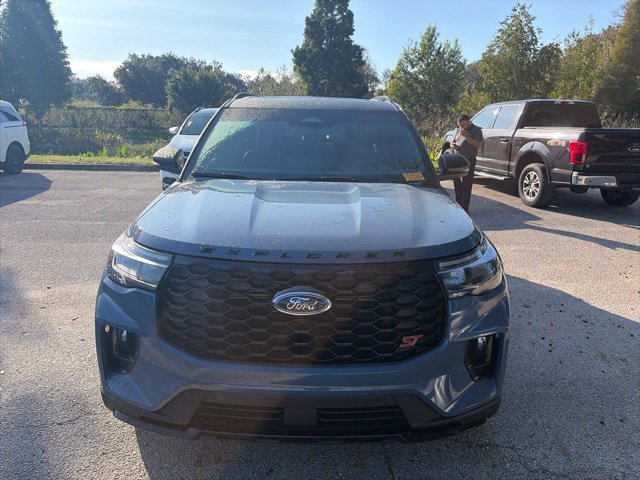 Used 2026 Ford Explorer ST w/ Sun And Sound Package AWD/4WD image 2