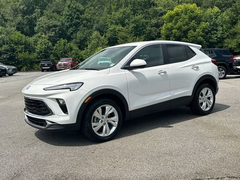 New 2026 Buick Encore GX Preferred w/ Comfort Package FWD image 2