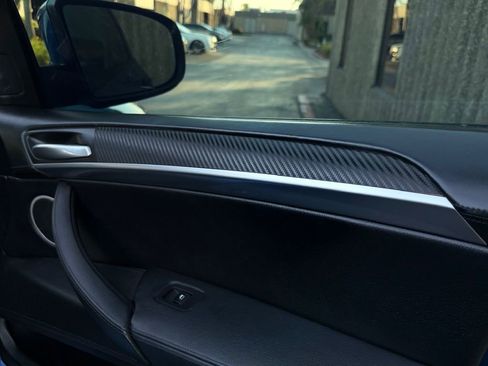 Used 2013 BMW X6 M M image 32