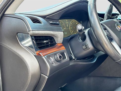 Used 2015 Cadillac Escalade ESV Luxury RWD image 10