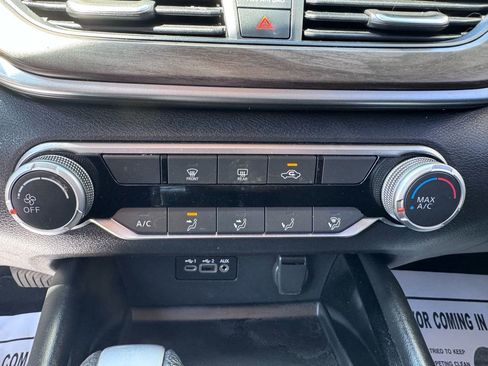 Used 2023 Nissan Altima 2.5 SV AWD/4WD image 25