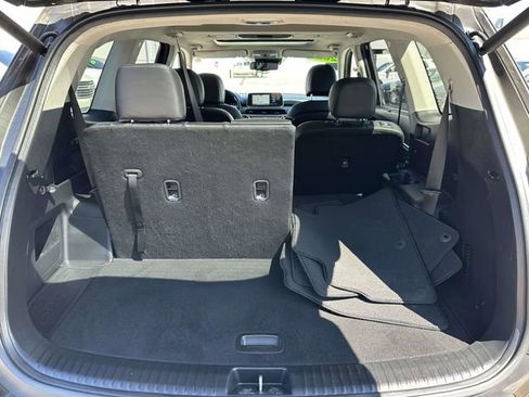 Used 2022 Kia Telluride EX w/ EX Premium Package AWD/4WD image 22