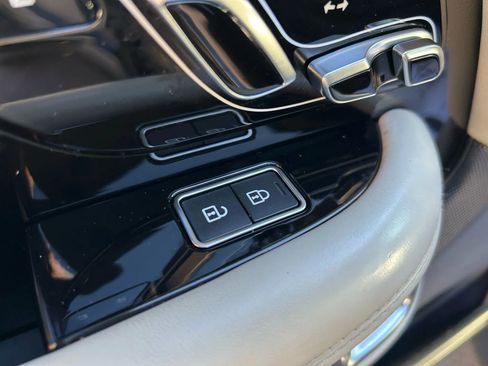 Used 2021 Land Rover Range Rover Westminster Edition image 23