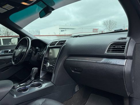 Used 2016 Ford Explorer Sport w/ Equipment Group 401A image 21