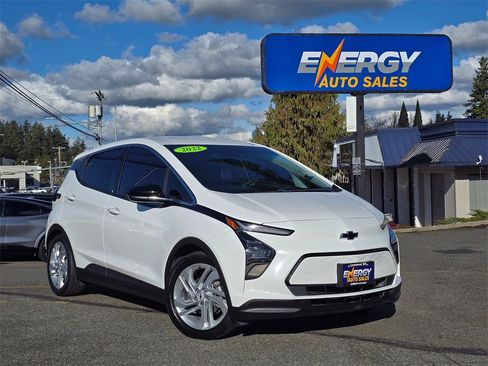 Used 2022 Chevrolet Bolt LT image 1