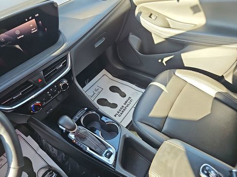 Used 2024 Buick Encore GX Sport Touring w/ Comfort Package image 28