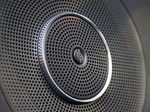 Used 2023 Ford Expedition Limited image 5