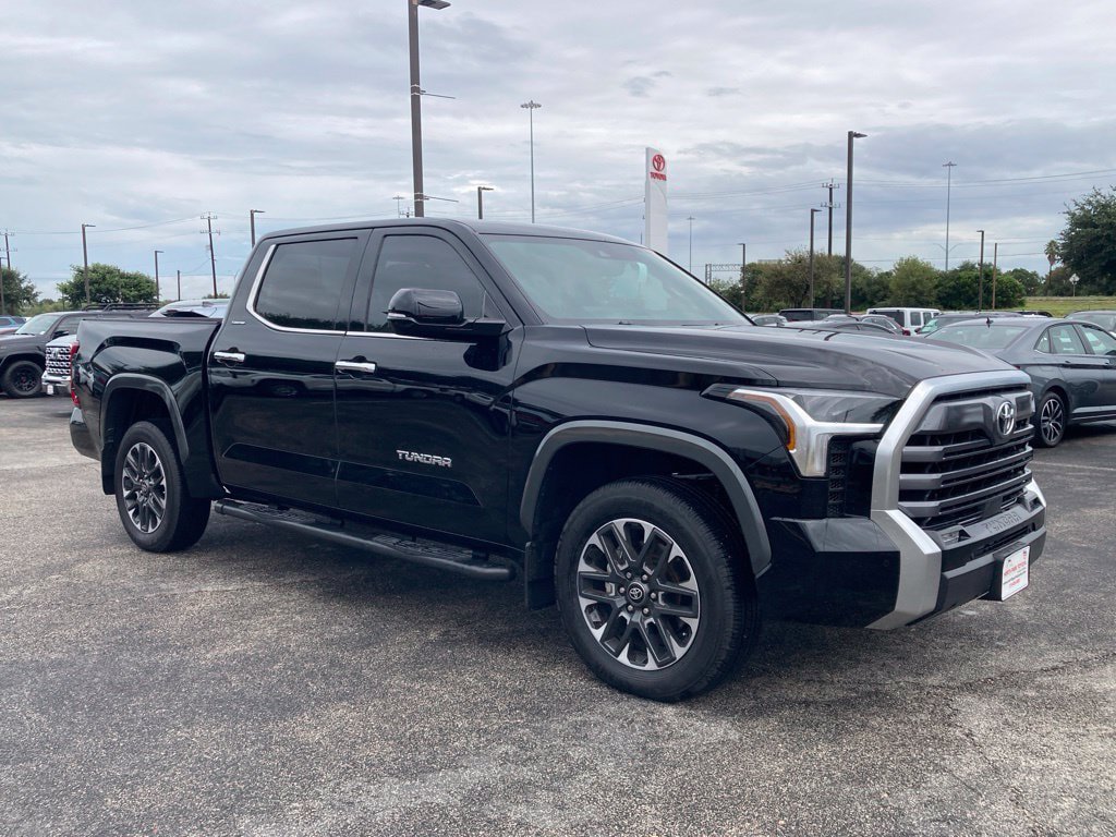 Certified 2026 Toyota Tundra Limited AWD/4WD image 3