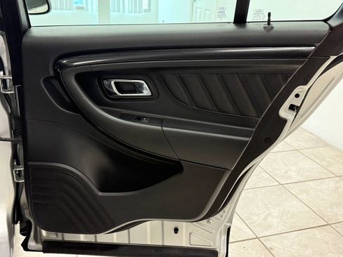 Used 2014 Ford Taurus SHO w/ Equipment Group 401A image 22