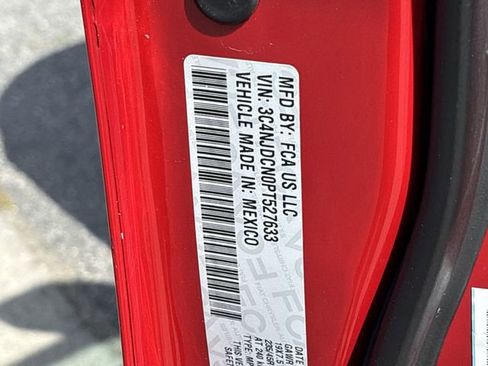 Used 2023 Jeep Compass Limited image 32