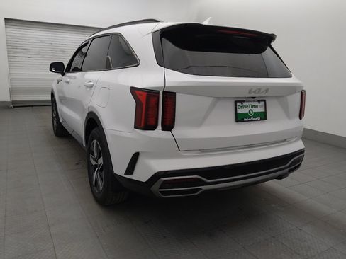 Used 2022 Kia Sorento S FWD image 5