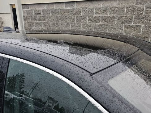 New 2026 Cadillac Optiq Luxury 1 image 16