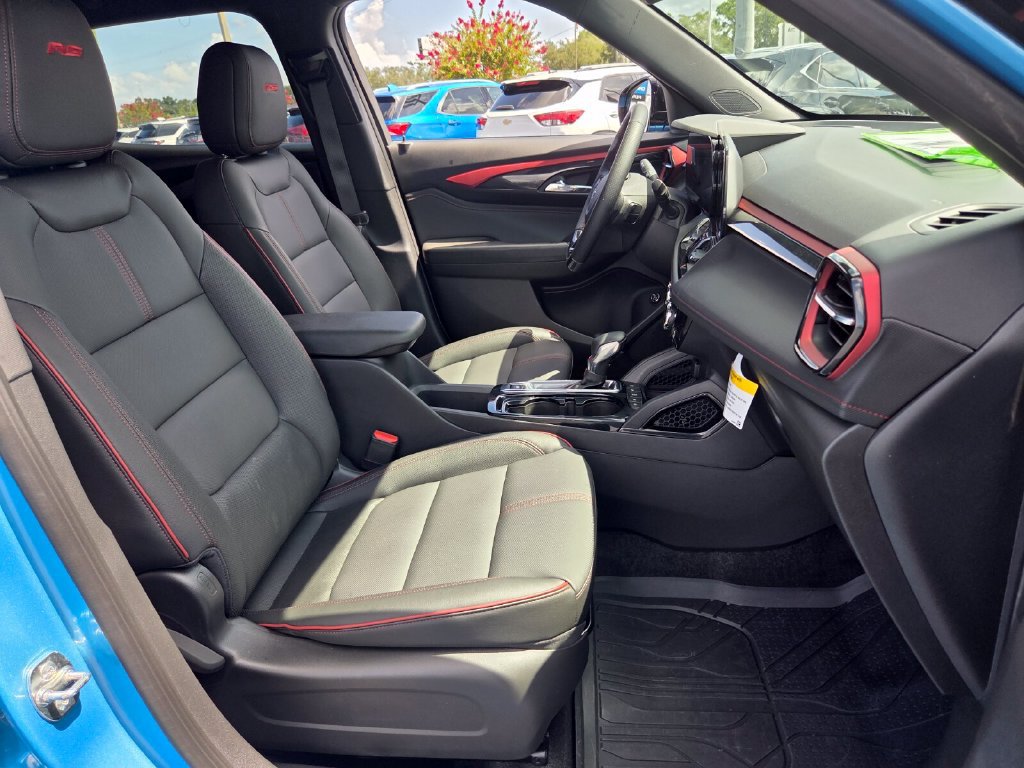 Certified 2026 Chevrolet TrailBlazer RS w/ Convenience Package FWD image 19