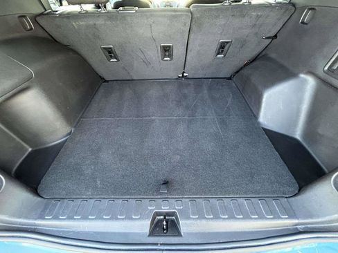 Used 2024 Chevrolet Equinox LT image 16