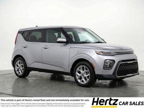 Used 2025 Kia Soul LX w/ LX Technology Package FWD image 1