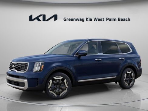 New 2025 Kia Telluride S image 4