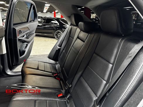 Used 2025 Mercedes-Benz GLE 350 4MATIC image 43