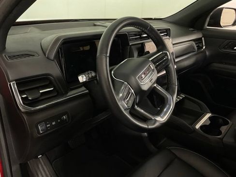 Used 2025 GMC Terrain Elevation w/ Elevation Premium Package FWD image 20