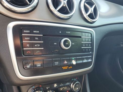 Used 2016 Mercedes-Benz GLA 250 4MATIC image 22