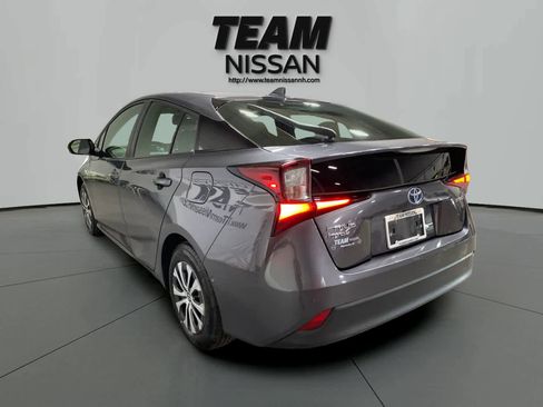 Used 2019 Toyota Prius LE image 4