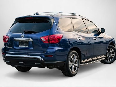Used 2020 Nissan Pathfinder S image 6