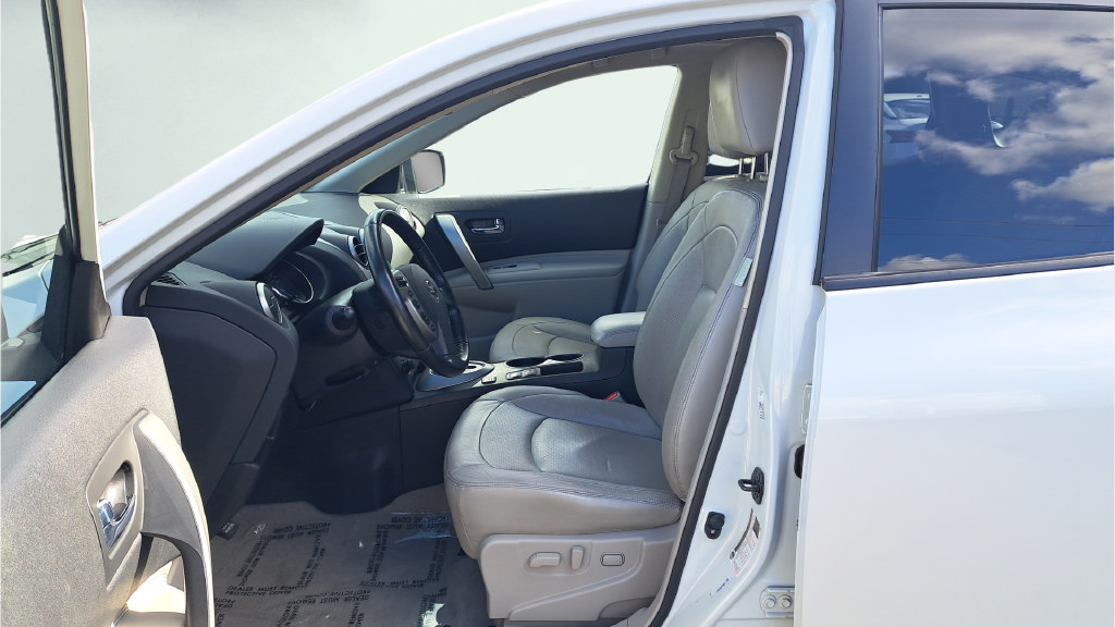 Used 2012 Nissan Rogue SL AWD/4WD image 22