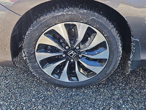 Used 2015 Honda Accord EX-L image 7