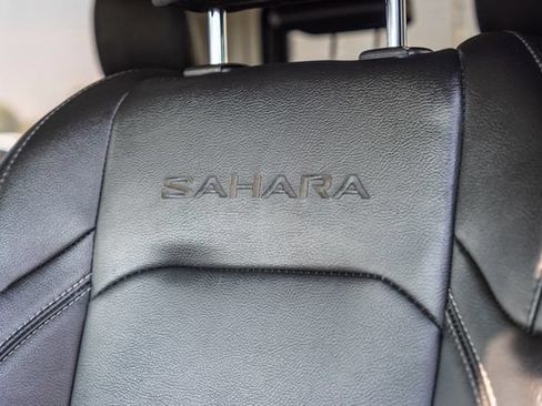 Used 2021 Jeep Wrangler Unlimited Sahara AWD/4WD image 10